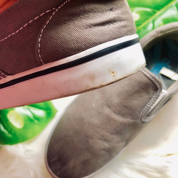 circo gray slip on sneakers - Picture 3 of 5